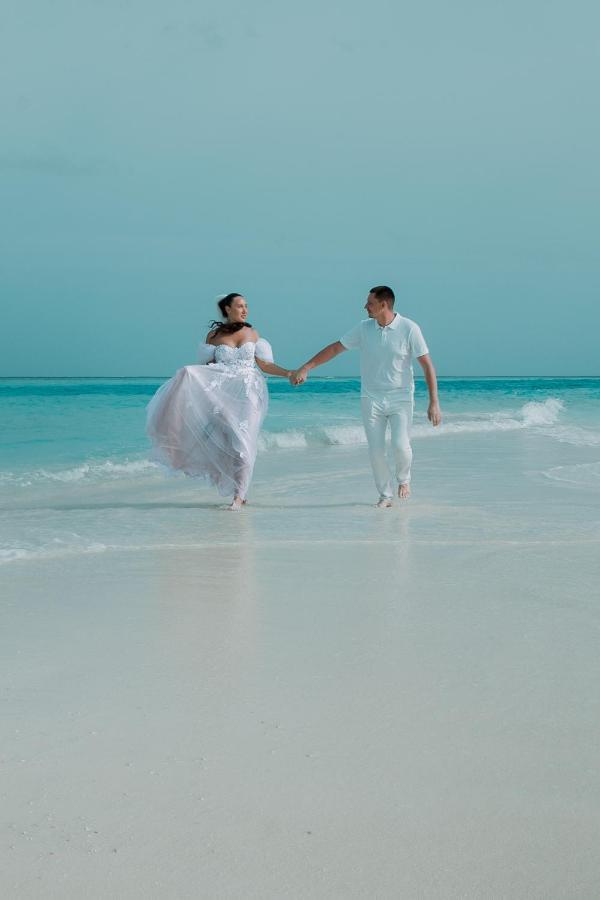 Tranquila Beach Hotel Rasdhoo Buitenkant foto