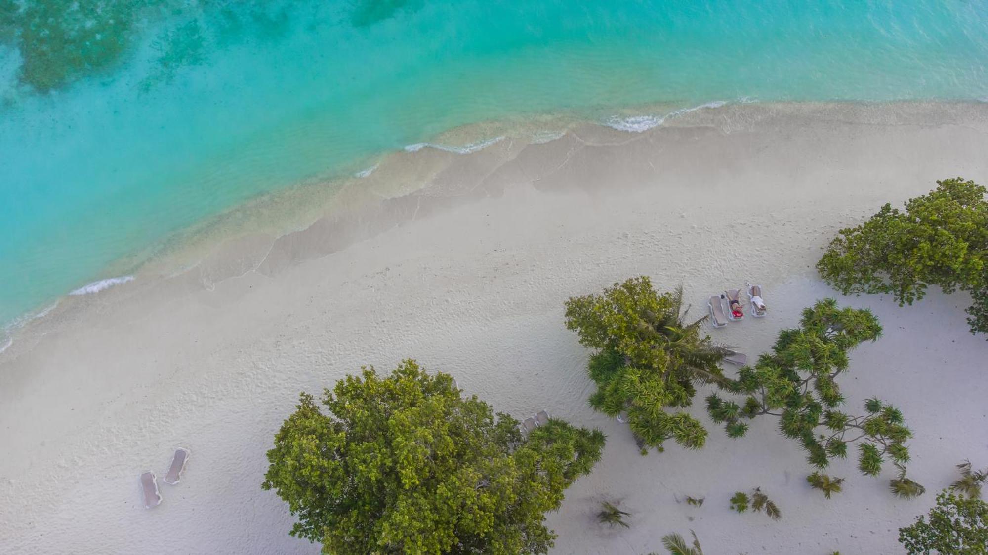 Tranquila Beach Hotel Rasdhoo Buitenkant foto