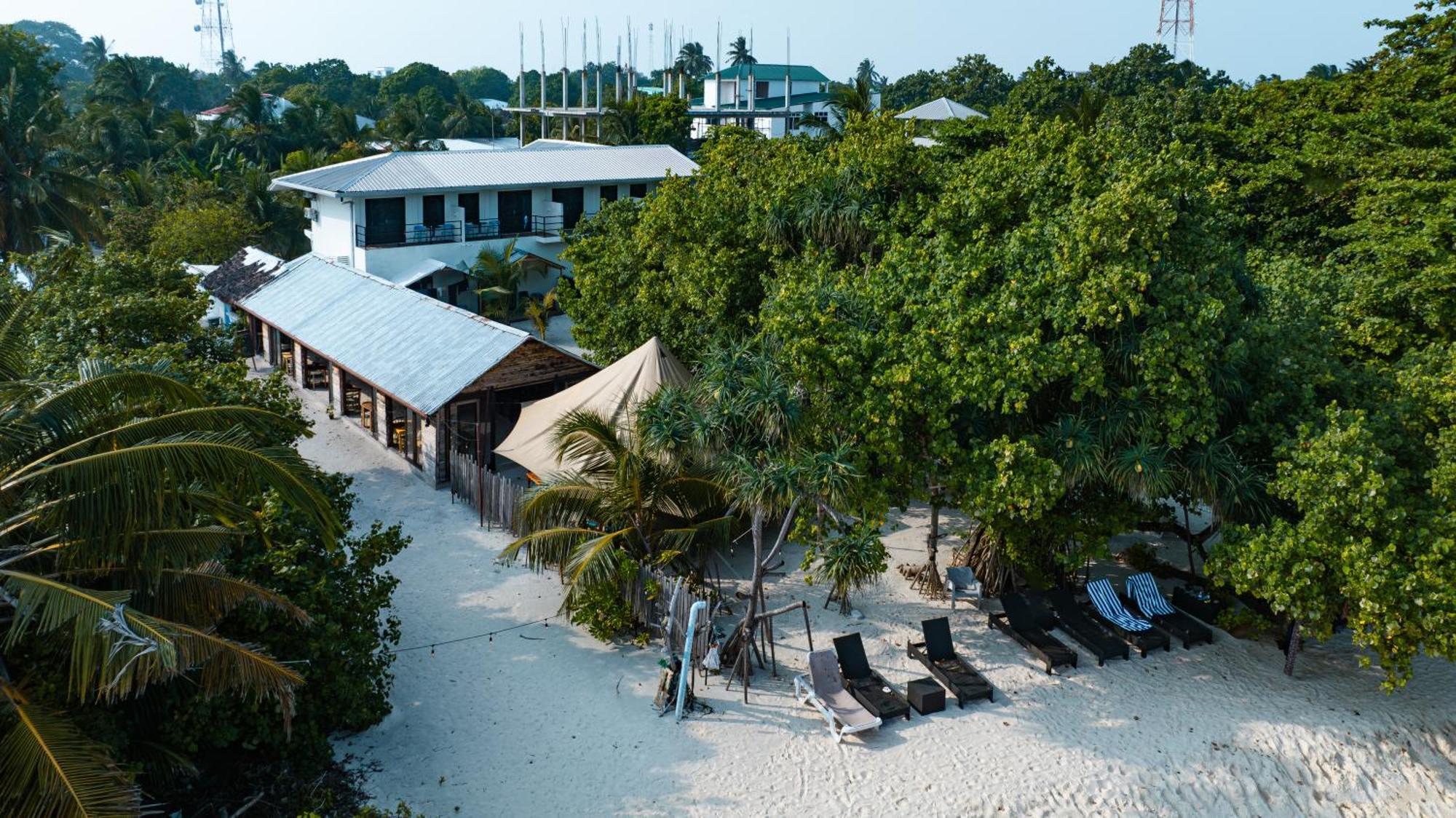 Tranquila Beach Hotel Rasdhoo Buitenkant foto