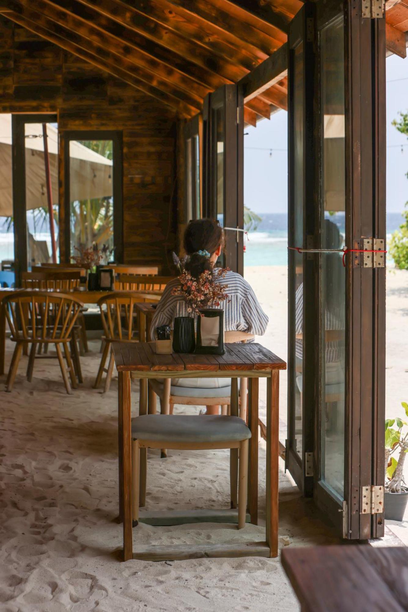 Tranquila Beach Hotel Rasdhoo Buitenkant foto
